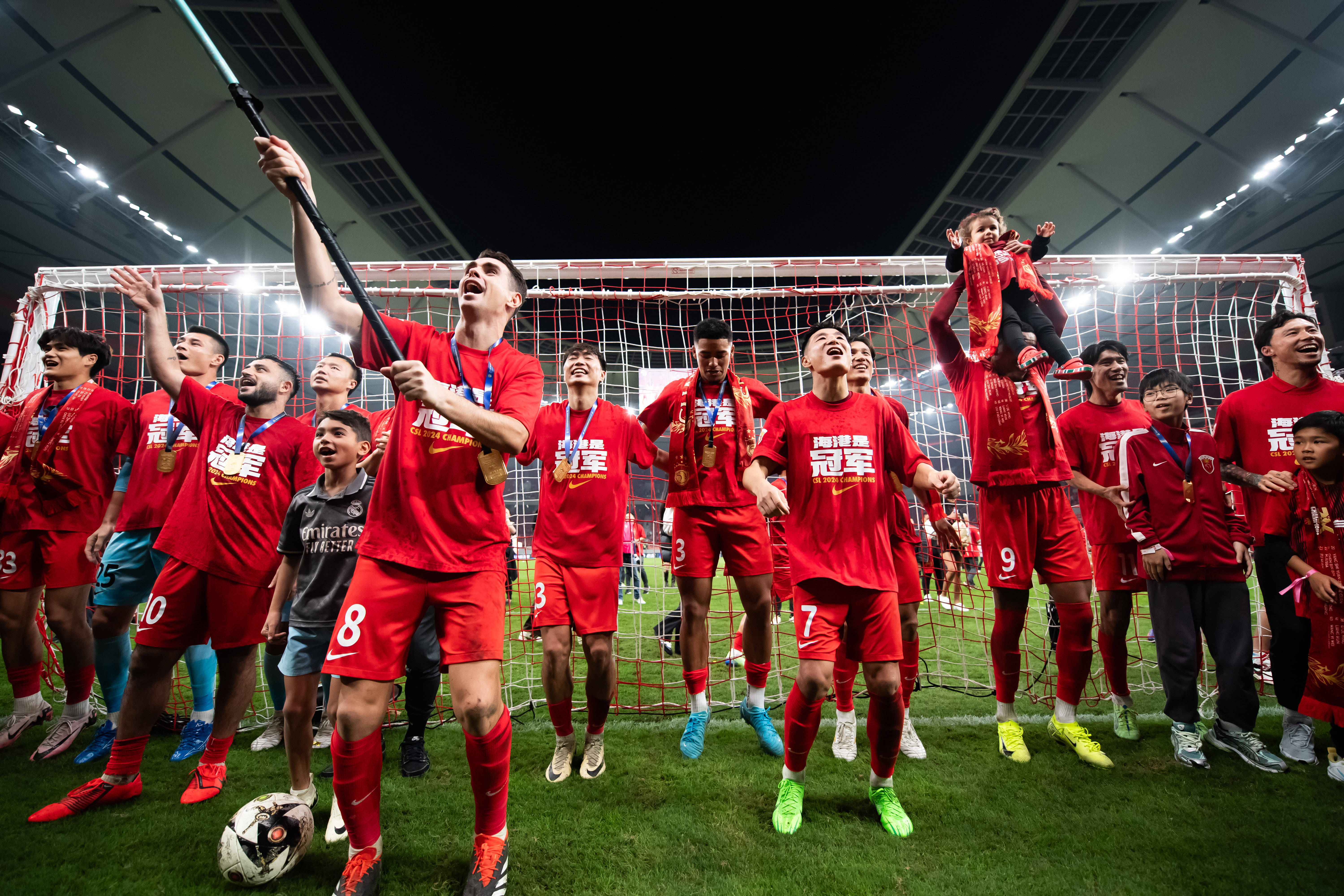 本土球队在国际足球大赛中崭露头角 本土球队在国际足球大赛中崭露头角