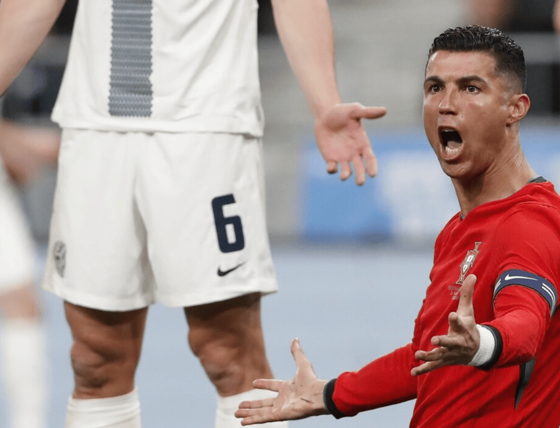 荷兰血洗丹麦,C罗制霸全场的简单介绍 荷兰血洗丹麦,C罗制霸全场的简单介绍