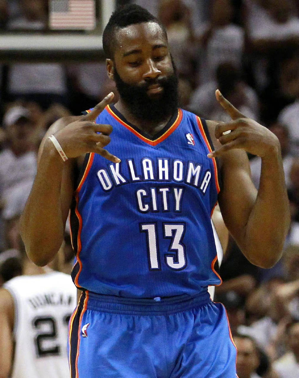 包含雷霆横扫浙江队，哈登带队取胜的词条